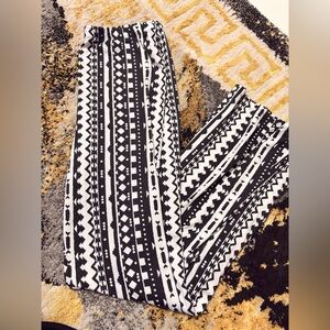 Black and White Geometric Print legging